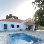 Icelle Sea View Swimming Pool *
