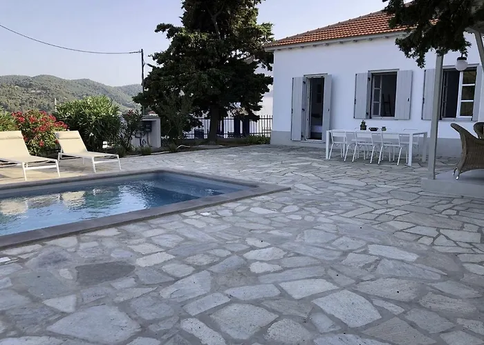 Icelle Sea View Swimming Pool