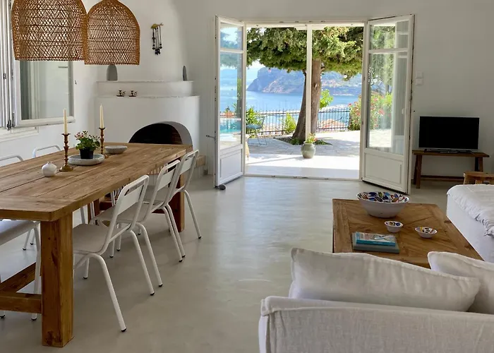 Icelle Sea View Swimming Pool Villa